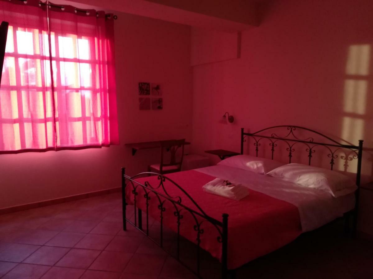 Guest House Capitan Libeccio Тропеа Екстериор снимка