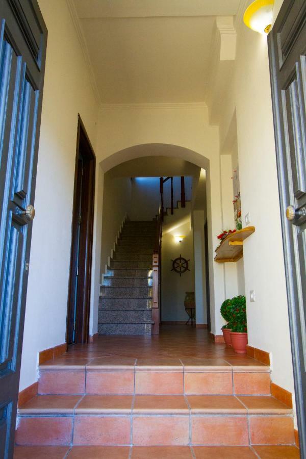 Guest House Capitan Libeccio Тропеа Екстериор снимка